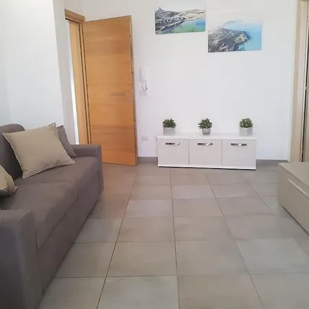Apartment Con Terrazza